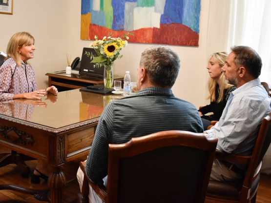 Presidente del concejo se reunió con autoridades provinciales